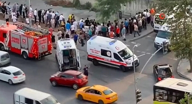 İstanbul Küçükçekmece'de Araç Dereye Uçtu!